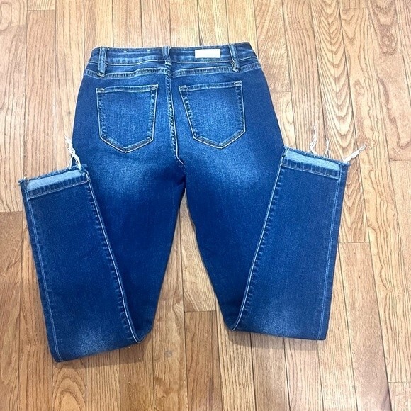 Miss Me midrise skinny raw step hem jeans size 24 - Picture 7 of 9